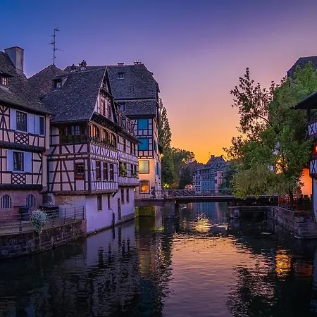 L'harmonie Des Combles - Proche Gare - Petite France - Commerces A Proximite * Strazburg