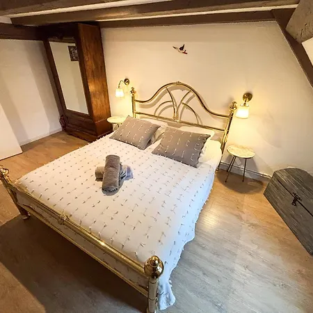 L'harmonie Des Combles - Proche Gare - Petite France - Commerces à Proximité Apartamento